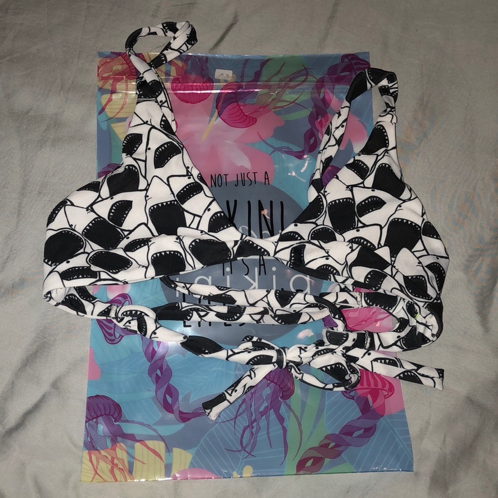 New Moana Bikini Marlin Shallows Top XSMALL